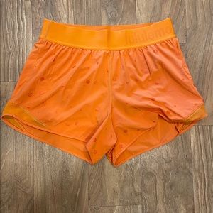 lululemon Women’s Hotty Hot Short 4”